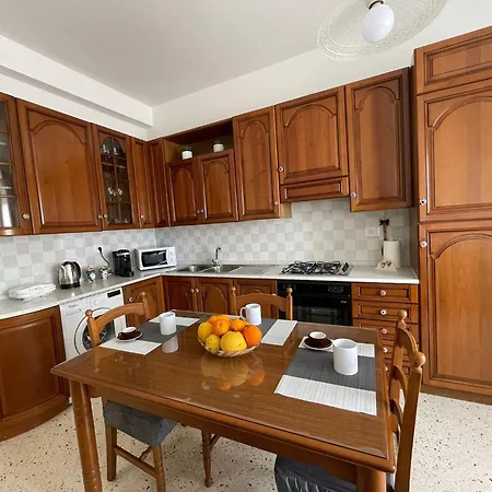 アパート Binario 14